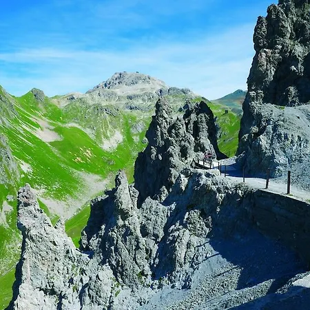 ヒルトン ガーデン ダボス 4*