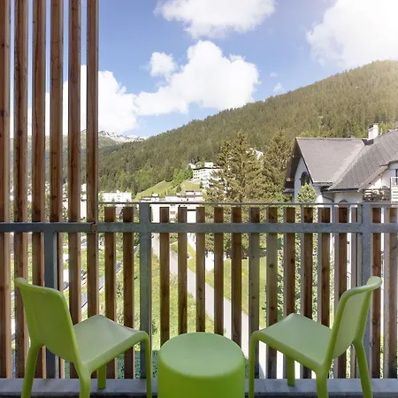 ホテル ヒルトン ガーデン ダボス 4*