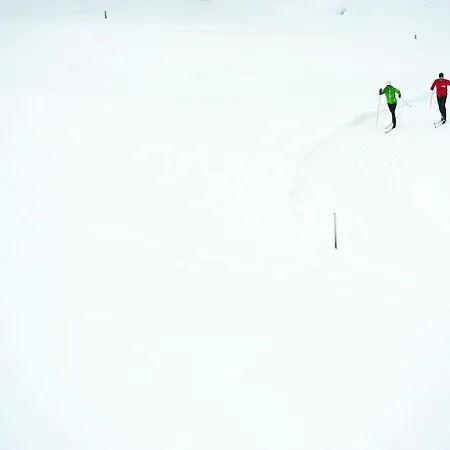 ヒルトン ガーデン ダボス 4* ダヴォス・プラッツ