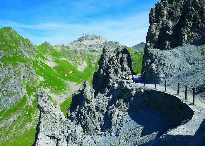 达沃斯希尔顿花园酒店 4*