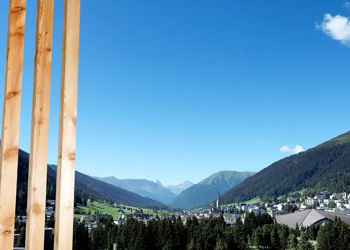 Hilton Garden Hotel 4*