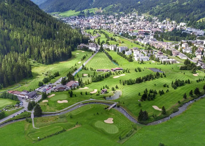 达沃斯希尔顿花园酒店