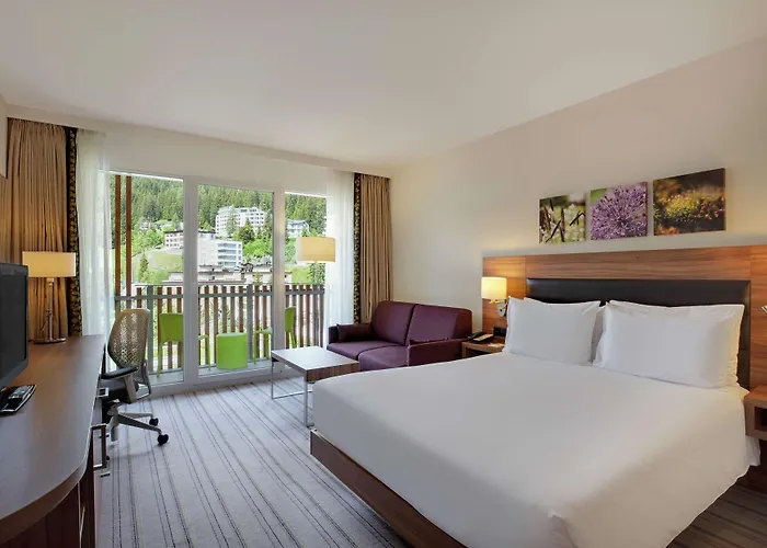 Hilton Garden Отель Давос