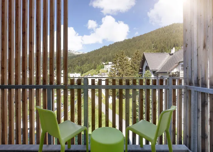 Отель Hilton Garden 4*